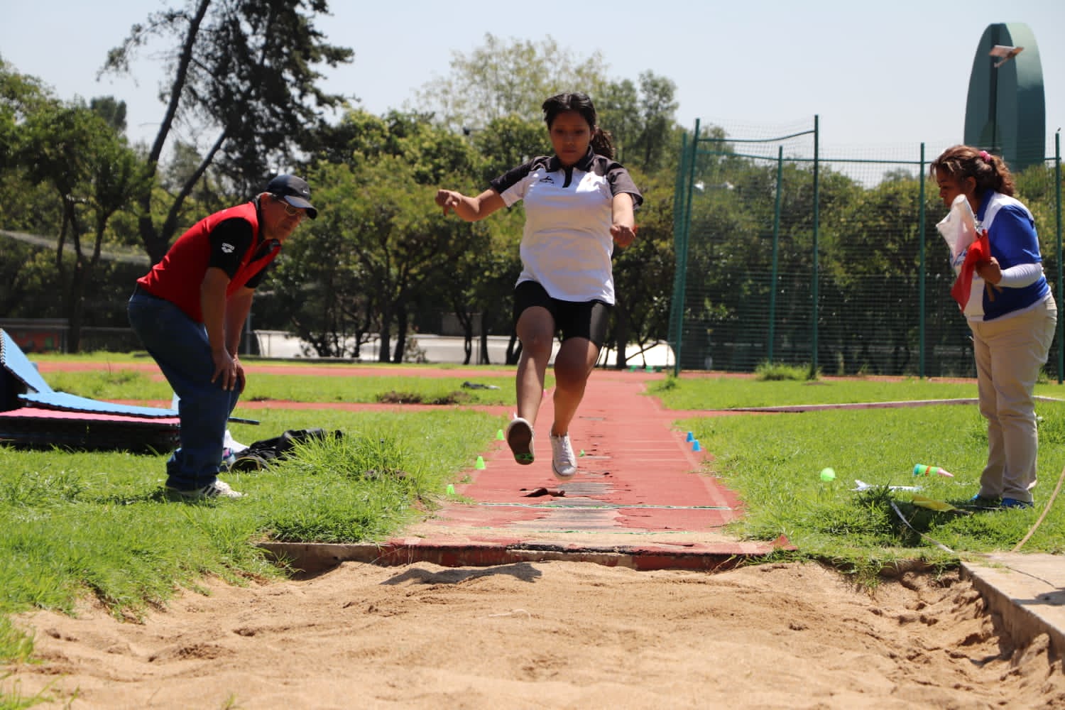 980077af-f939-4a31-8a4a-7aa097c4a57f.jpeg